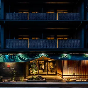 Resi Mayu Grace , Kyoto Japon